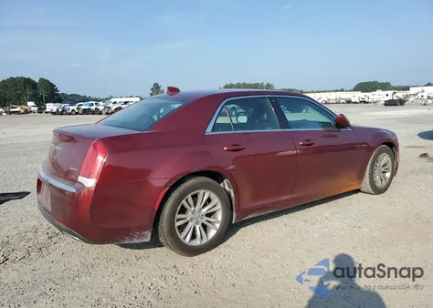 2017 Chrysler 300 Limited z USA, uszkodzony, nr VIN 2C3CCAAGXHH668261
